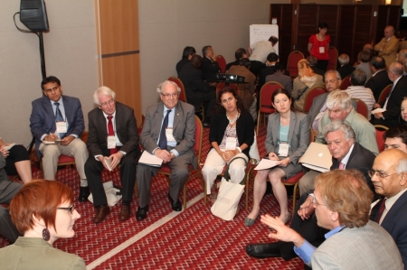 Group discusses solutions to the challenges of science literacy (Fabio Moraes/ Foccuss)